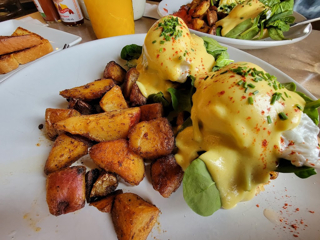 Bistro 76 Cafe & Catering | cafe | 18401 76th Ave W #3, Edmonds, WA 98026, USA | 4257763616 OR +1 425-776-3616