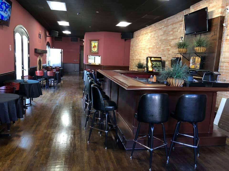 Win Win Restaurant and Bar | restaurant | 30 N Genesee St, Waukegan, IL 60085, USA | 2246565038 OR +1 224-656-5038