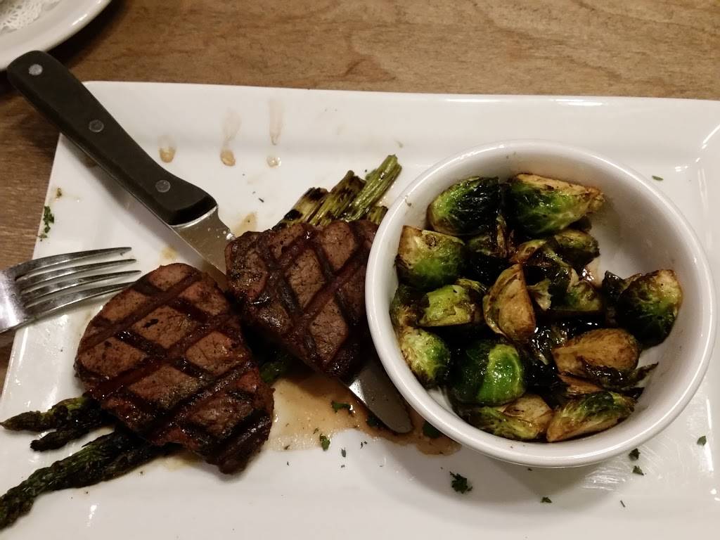 Wood-n-Tap | restaurant | 3375 Berlin Turnpike, Newington, CT 06111, USA | 8605948808 OR +1 860-594-8808