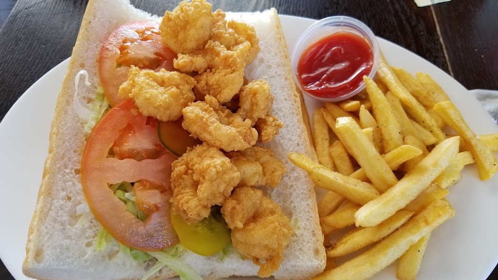 Brisbis Lakefront Restaurant & Bar | restaurant | 7400 Lakeshore Dr, New Orleans, LA 70124, USA | 5043044125 OR +1 504-304-4125