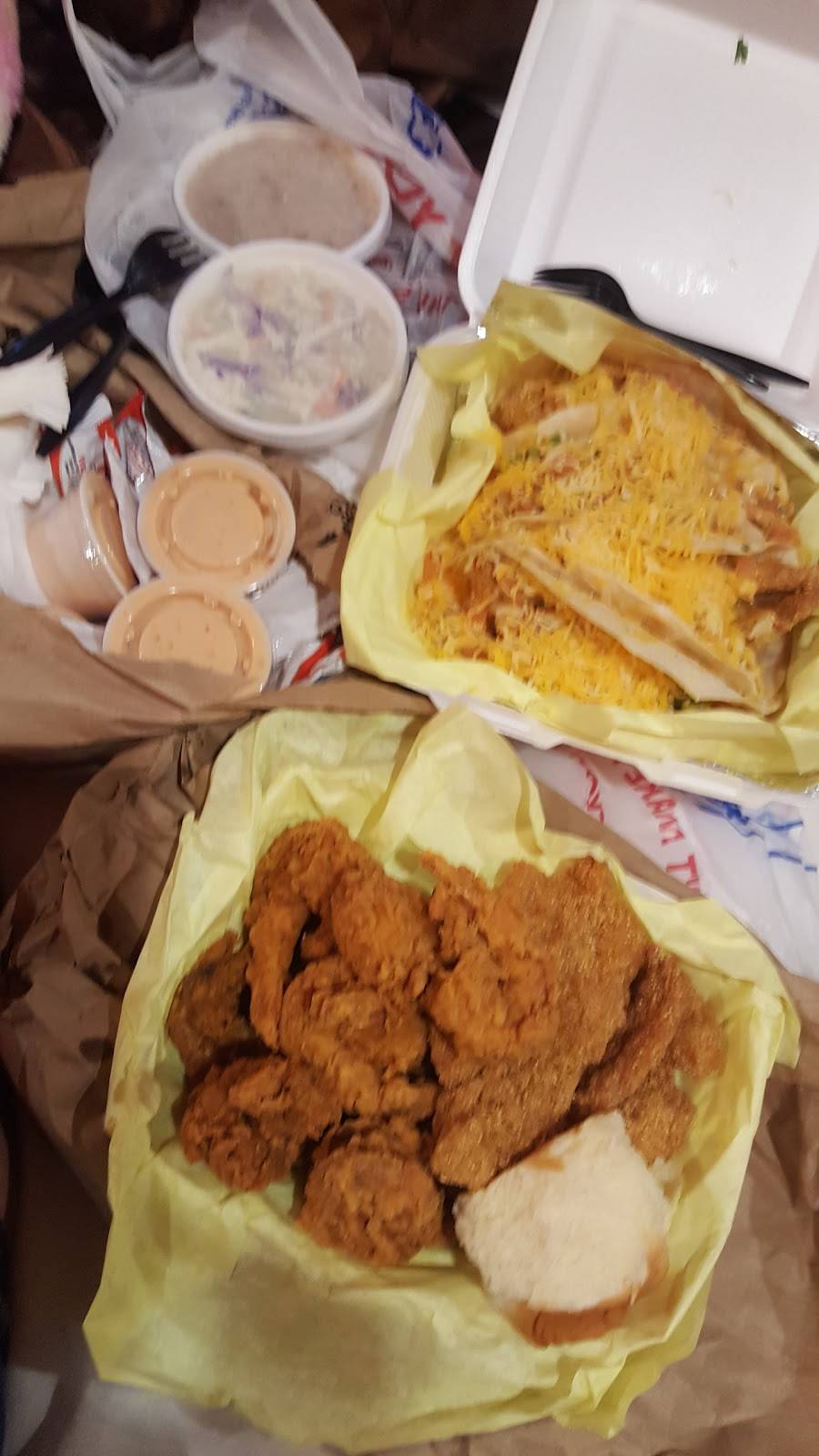 Louisiana Famous Fried Chicken & Sea Food | restaurant | 595 W Little York Rd, Houston, TX 77091, USA | 7136925332 OR +1 713-692-5332