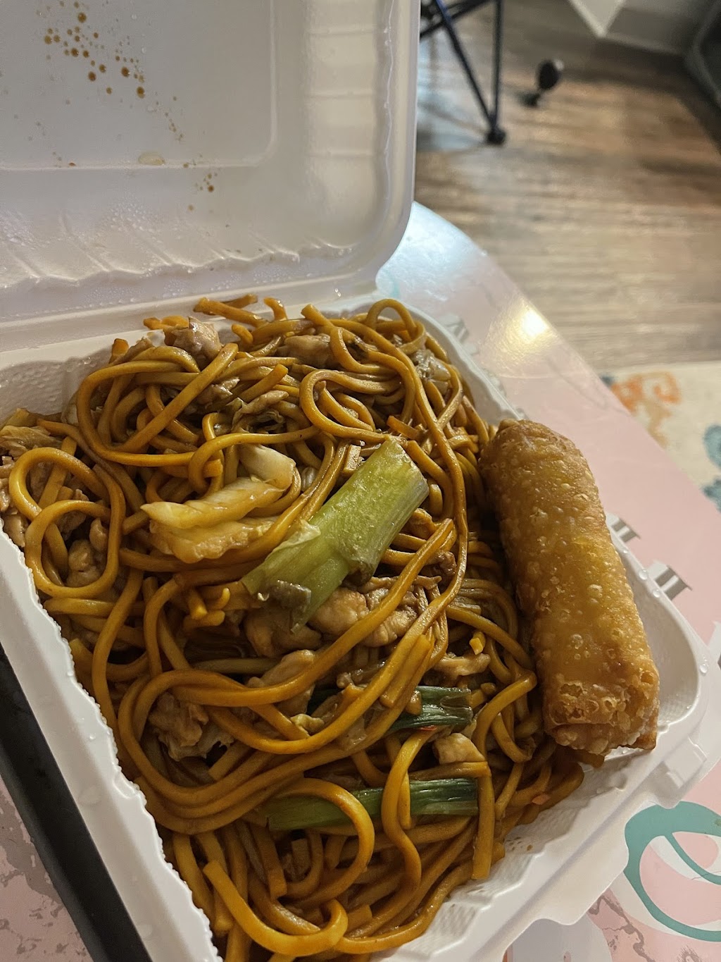 Chopsticks Chinese Cuisine | restaurant | 5712 Ogeechee Rd Suite A, Savannah, GA 31405, USA | 9127773130 OR +1 912-777-3130