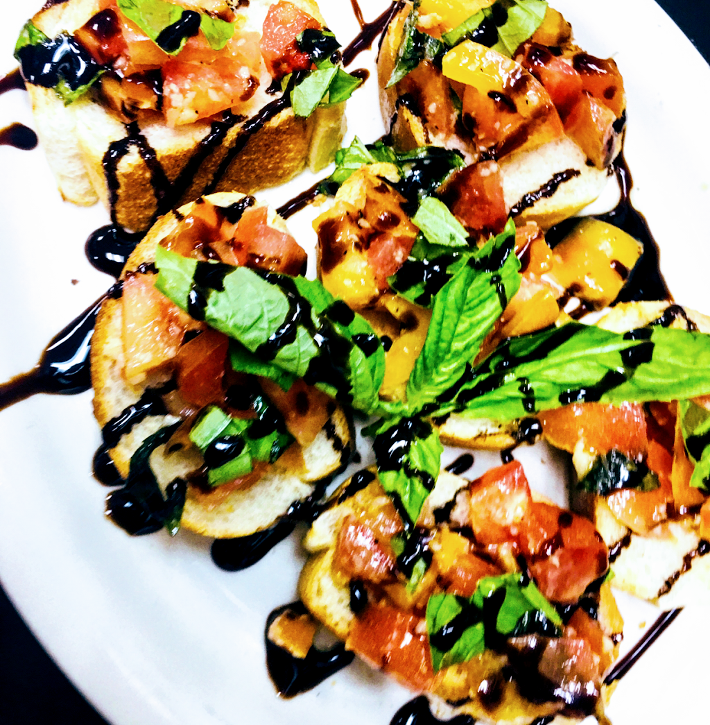 Francos Italian Restaurant | meal takeaway | 9010 Staples Mill Rd, Henrico, VA 23228, USA | 8047557500 OR +1 804-755-7500