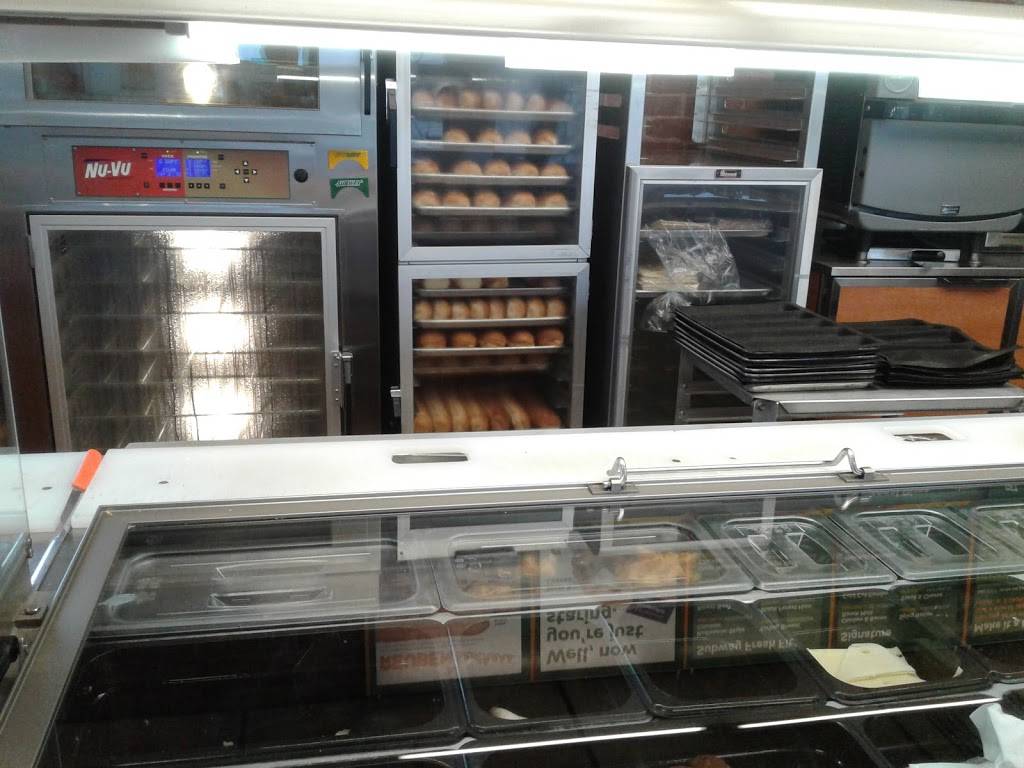 Subway | restaurant | 1400 WI-23, Dodgeville, WI 53533, USA | 6089355889 OR +1 608-935-5889