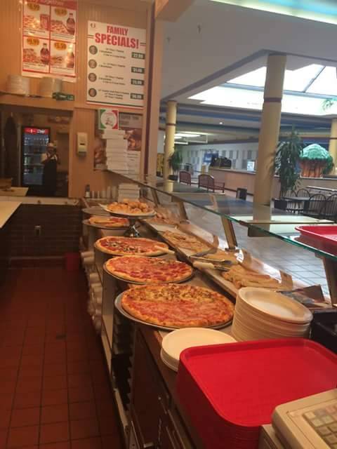 Luca Pizza di Roma | restaurant | 987 E Ash St, Piqua, OH 45356, USA | 9377739614 OR +1 937-773-9614