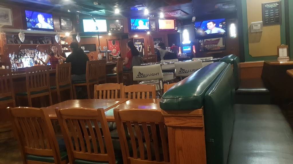 Pub At Norwich Ave The | restaurant | 305 Norwich Ave, Woodstock, ON N4S 3W1, Canada | 5195390439 OR +1 519-539-0439