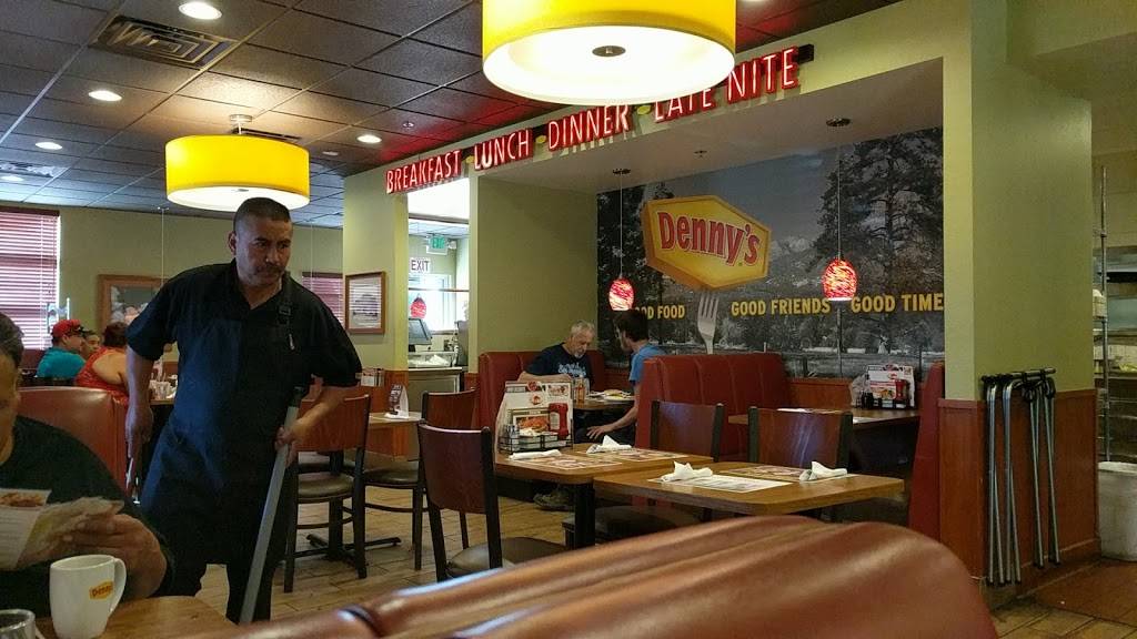 Dennys | restaurant | 1290 N State St, San Jacinto, CA 92583, USA | 9514879237 OR +1 951-487-9237