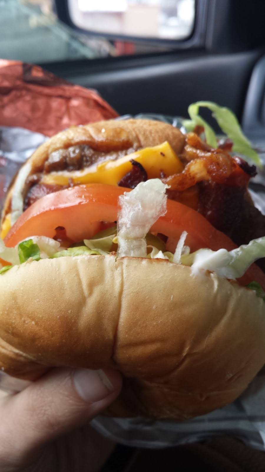 A&W Restaurant | restaurant | 4100 Twelve Mile Rd, Berkley, MI 48072, USA | 2485477126 OR +1 248-547-7126