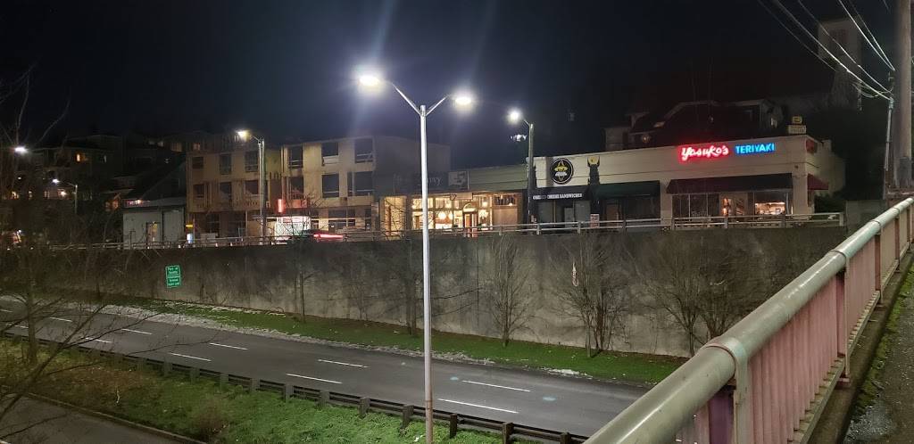 Yasukos Teriyaki | restaurant | 3200 15th Ave W, Seattle, WA 98119, USA | 2062830116 OR +1 206-283-0116