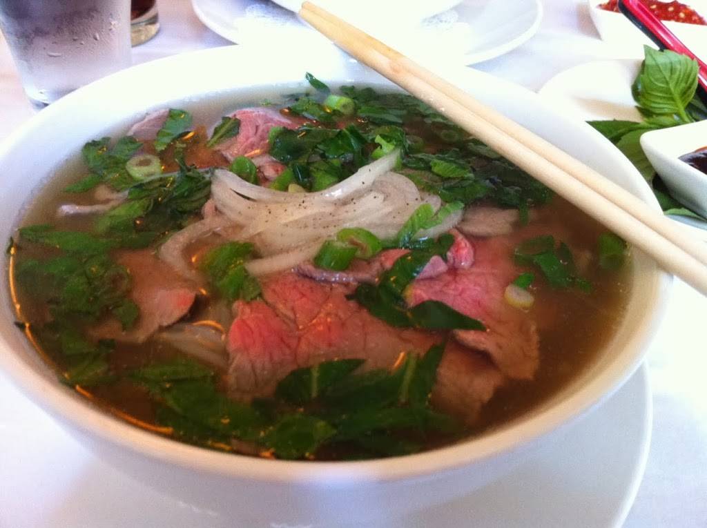 Pho 888 | restaurant | 1521 2nd Ave, Des Moines, IA 50314, USA | 5152881595 OR +1 515-288-1595