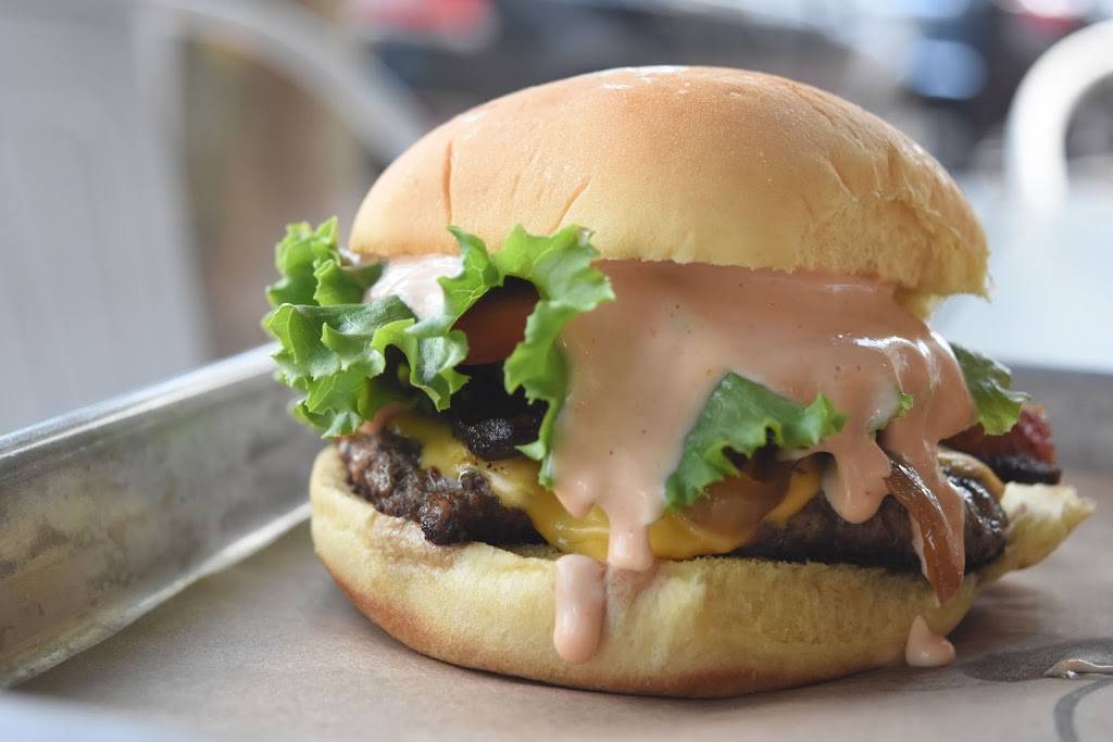 Press Burger | restaurant | 19 South Ave, New Canaan, CT 06840, USA | 2039664445 OR +1 203-966-4445