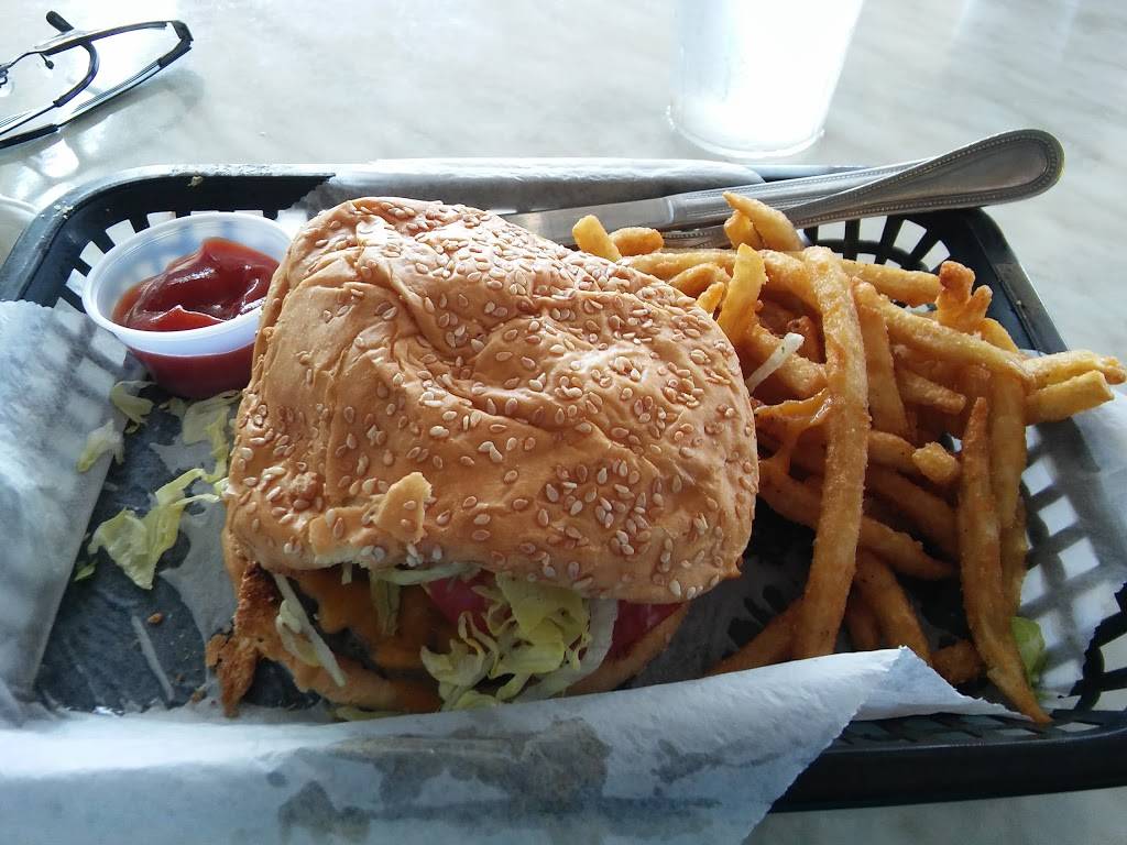 Sams Sports Grill - Blue Turtle Bay | restaurant | 2001 Lakeshore Dr, Old Hickory, TN 37138, USA | 6153570532 OR +1 615-357-0532