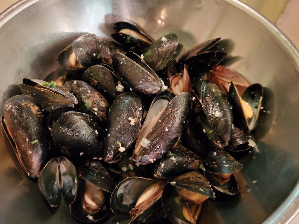 Antonios Cucina Italiano | restaurant | 288 Cambridge St, Boston, MA 02114, USA | 6173673310 OR +1 617-367-3310