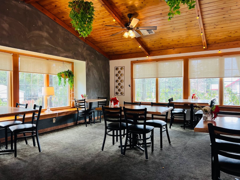 Lilys Restaurant | restaurant | 1013 S Mt Shasta Blvd, Mt Shasta, CA 96067, USA | 5309263372 OR +1 530-926-3372