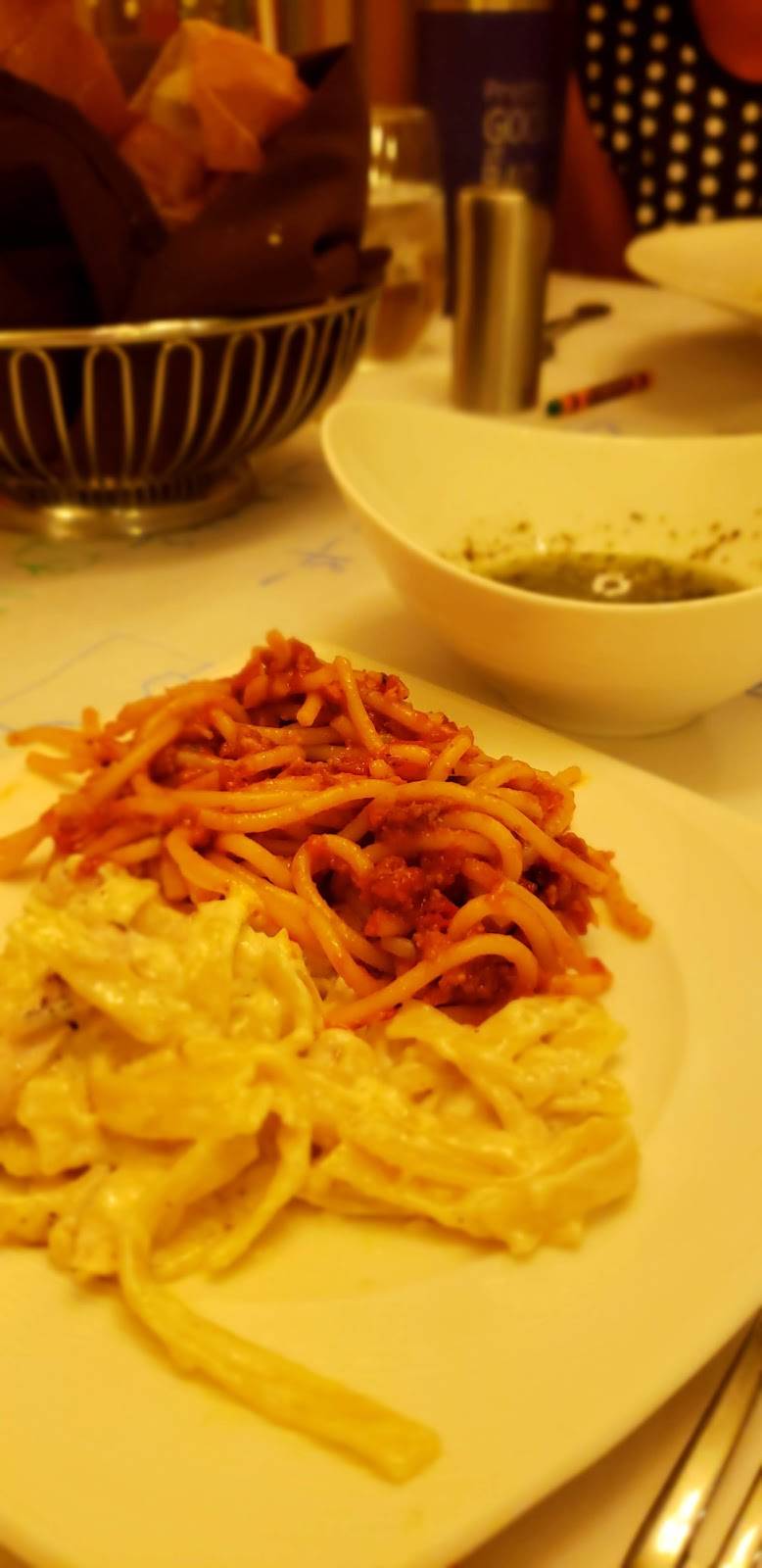 Vista Bistro Italian Eatery | restaurant | 8203 World Center Dr, Orlando, FL 32821, USA | 4072398588 OR +1 407-239-8588