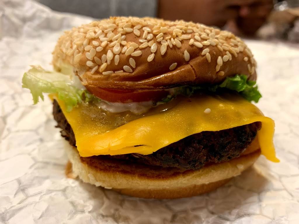 WUBurger | restaurant | 880 Main St, Woburn, MA 01801, USA | 7812810277 OR +1 781-281-0277