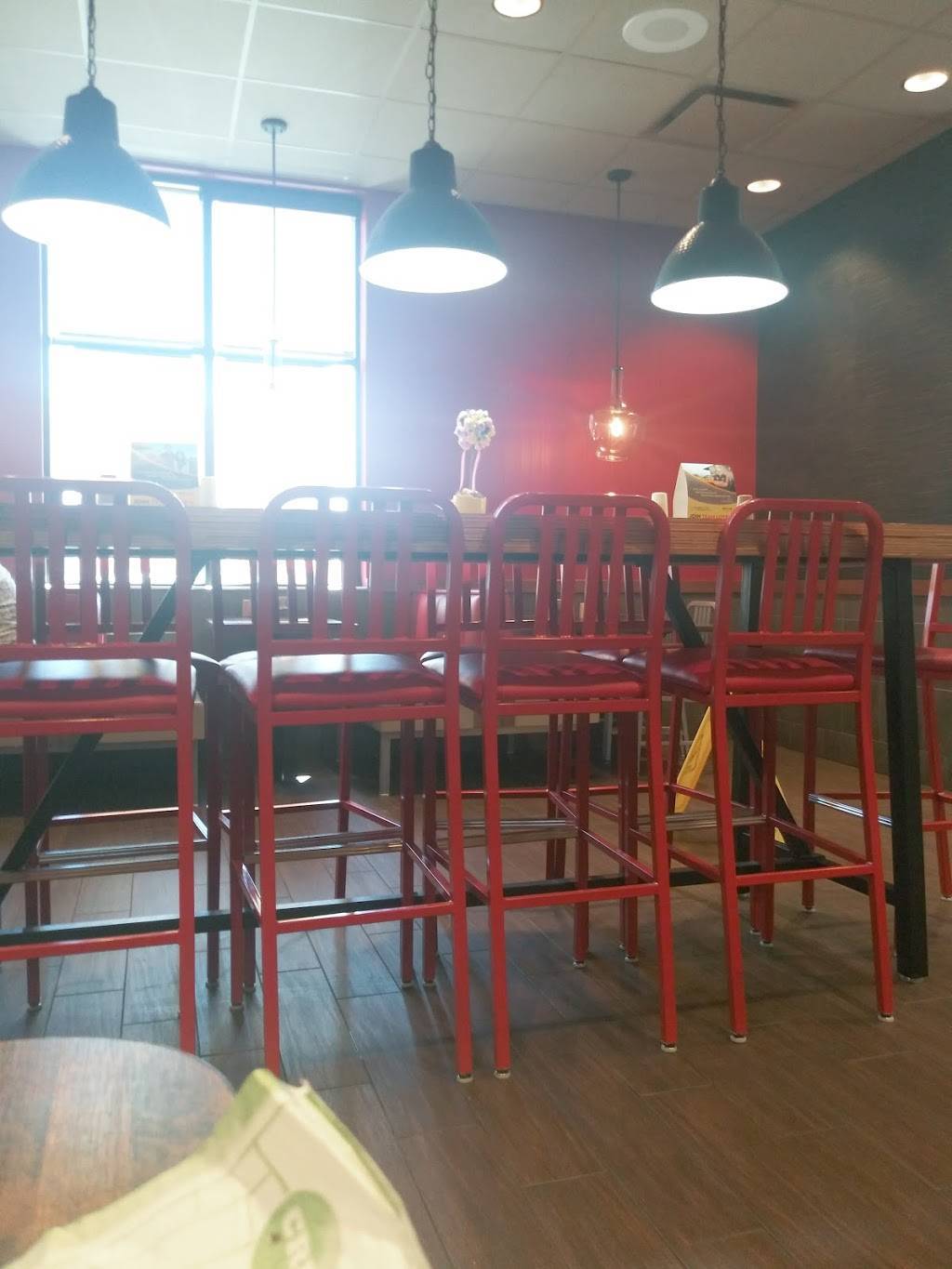 Arbys | restaurant | 6168 N Scenic Hwy, Bastian, VA 24314, USA | 2766881478 OR +1 276-688-1478