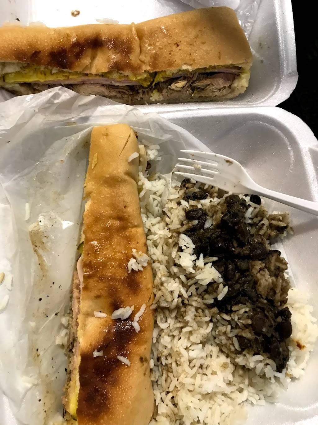 Mi Sandwich Cubano | meal takeaway | 5864 W 20th Ave, Hialeah, FL 33016, USA | 3055565550 OR +1 305-556-5550