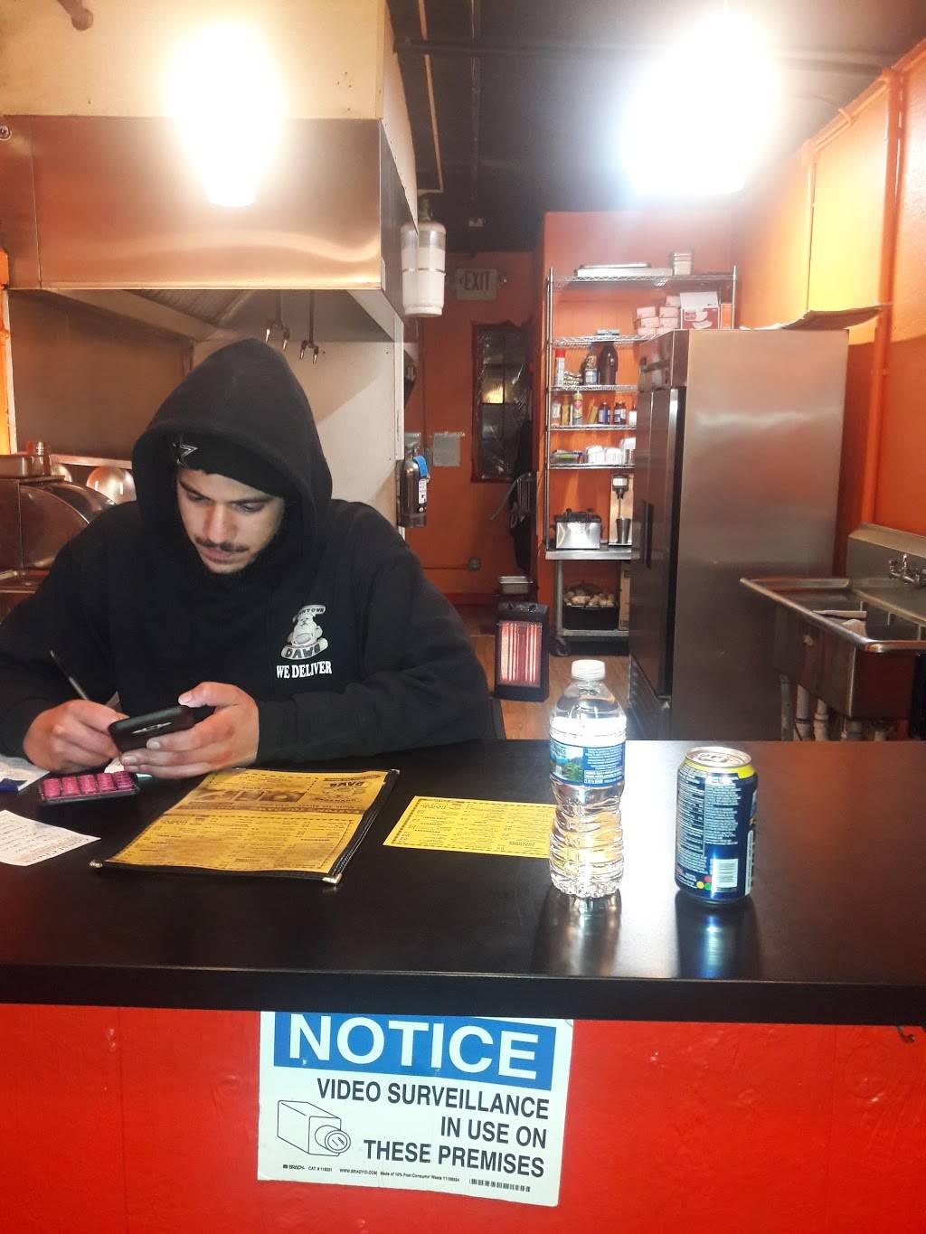 Downtown Dawg | restaurant | 77 N 4th St, Easton, PA 18042, USA | 6102523070 OR +1 610-252-3070