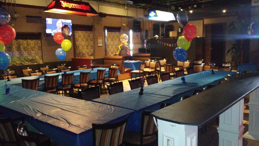 Rocky Vanders Sports Bar | night club | 698 Milwaukee Ave, Prospect Heights, IL 60070, USA | 8474599678 OR +1 847-459-9678