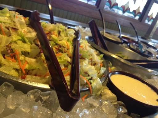 McMillans Family Restaurant | restaurant | 2620 1st St S, Willmar, MN 56201, USA | 3202357213 OR +1 320-235-7213