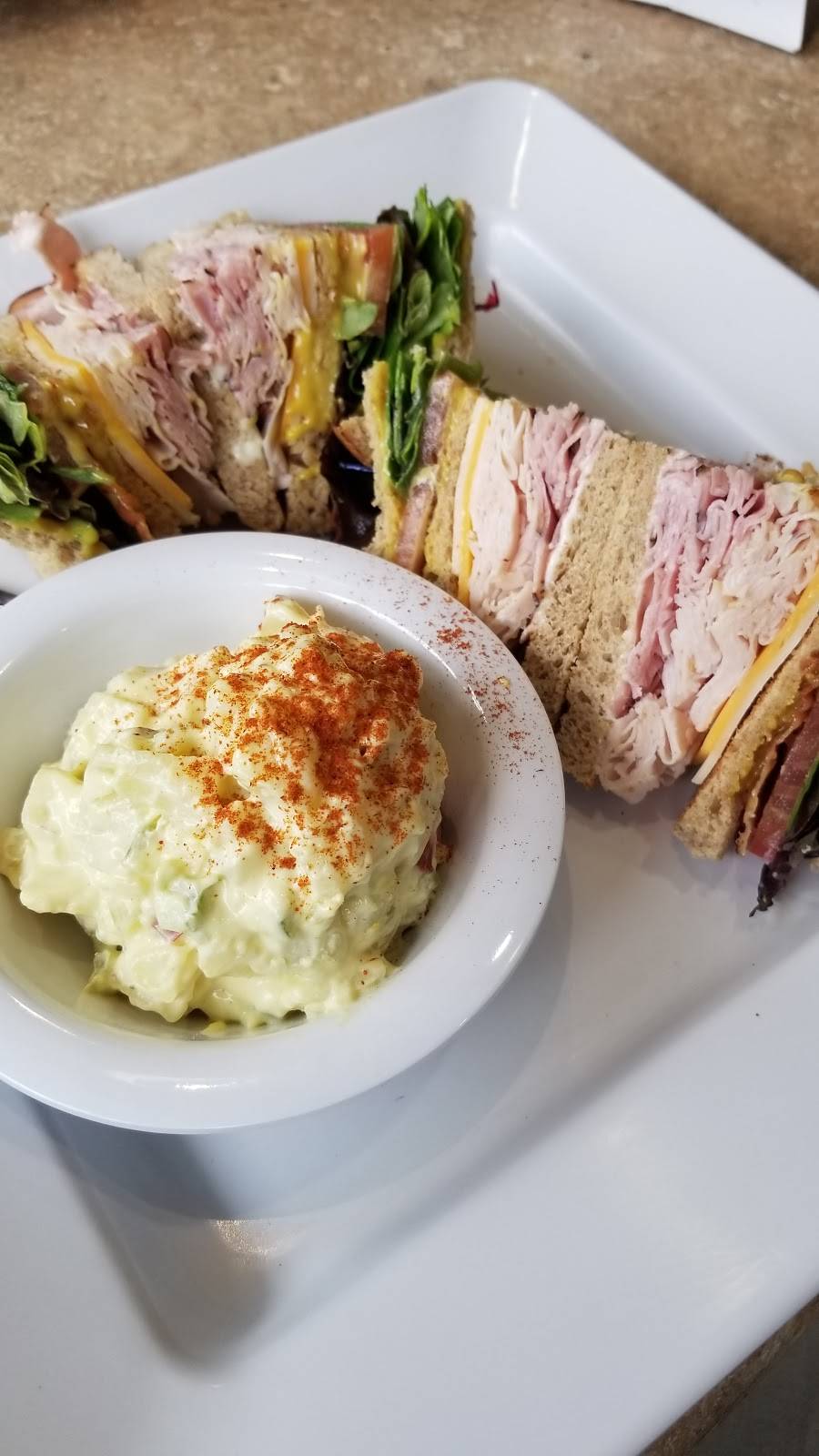 McAlisters Deli | restaurant | 211 W Northfield Dr A, Brownsburg, IN 46112, USA | 3179393500 OR +1 317-939-3500