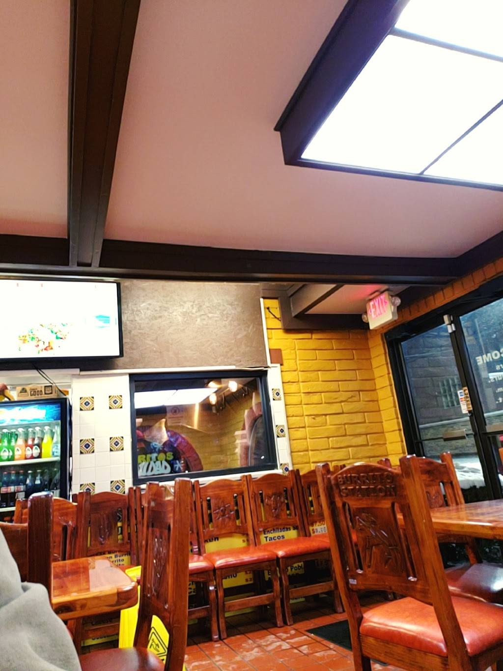 Burrito Station | restaurant | 211 S Halsted St, Chicago Heights, IL 60411, USA | 7087549193 OR +1 708-754-9193