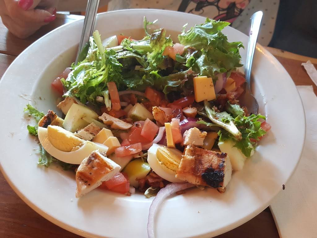 GB Eats | restaurant | 282 Main St, Great Barrington, MA 01230, USA | 4135288226 OR +1 413-528-8226