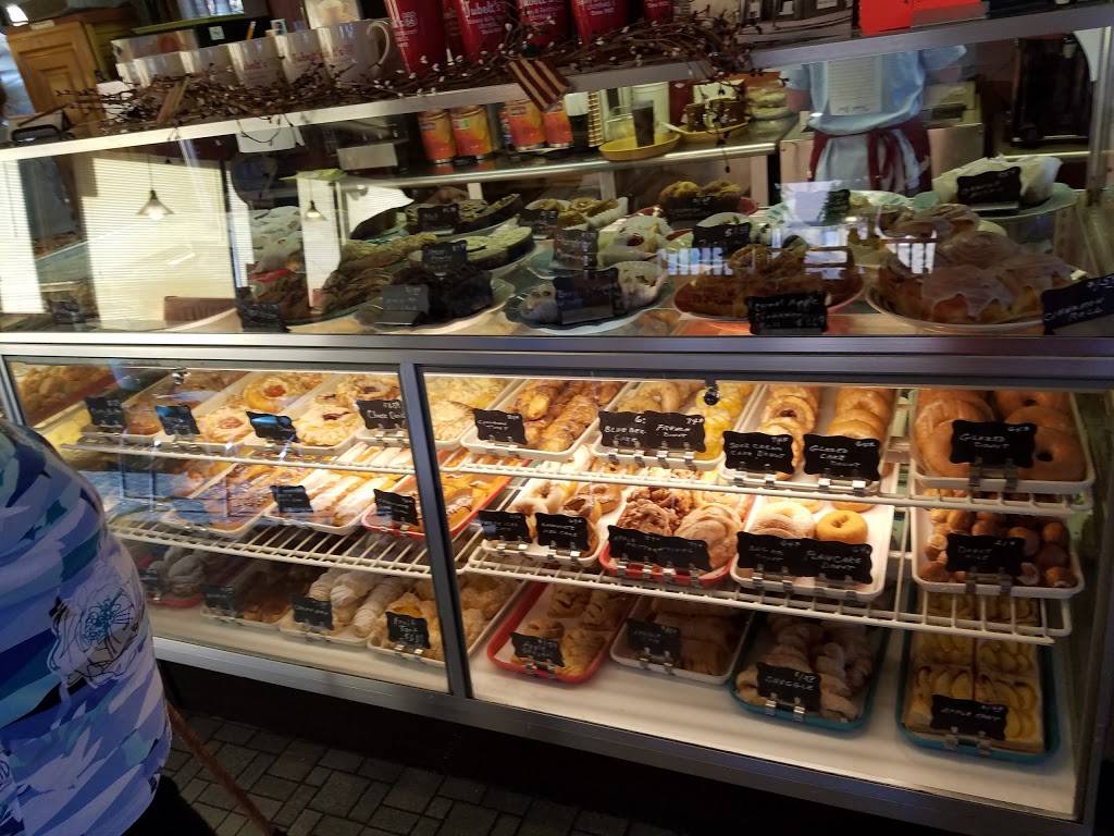 Jubelts Bakery & Restaurant | bakery | 303 Old Rte 66 N, Litchfield, IL 62056, USA | 2173245314 OR +1 217-324-5314