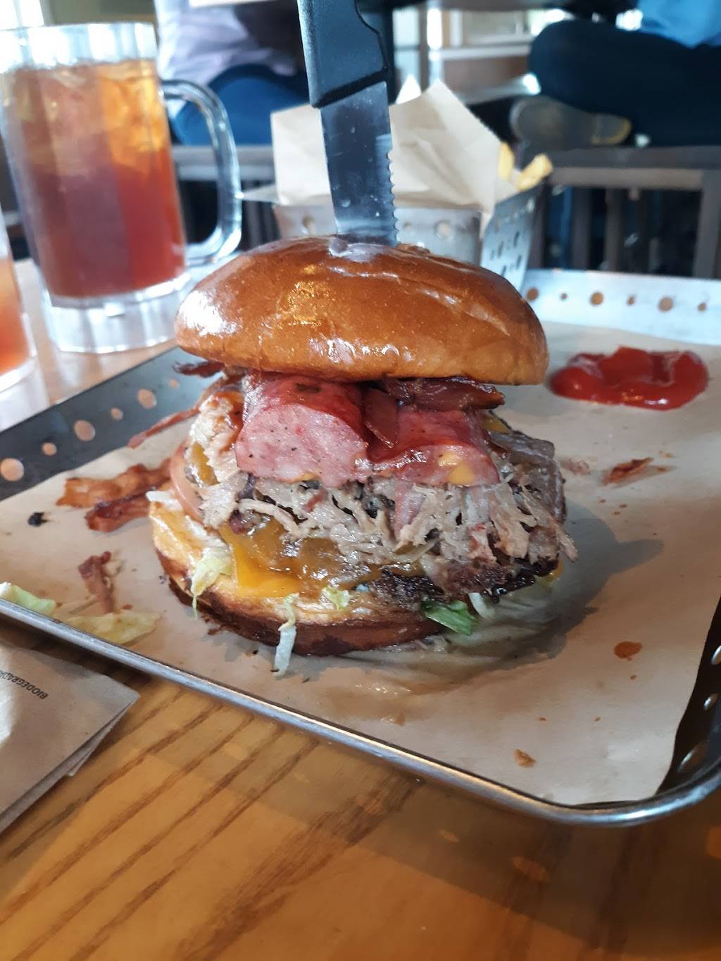 Chilis Grill & Bar | meal takeaway | 5841 Hwy 6 N, Houston, TX 77084, USA | 2818555805 OR +1 281-855-5805