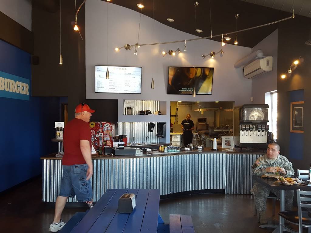 Expert Burger | restaurant | 313 Chambers Ave, Eagle, CO 81631, USA | 9703281291 OR +1 970-328-1291