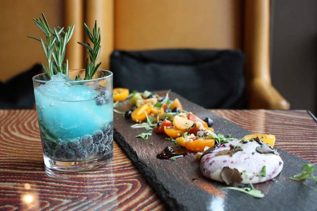 SĒR Steak and Spirits | restaurant | 2201 N Stemmons Fwy, Dallas, TX 75207, USA | 2147617479 OR +1 214-761-7479