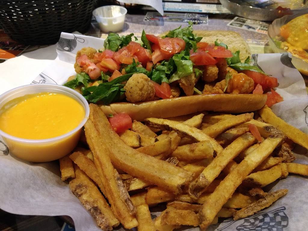 Dinos Sports Lounge | restaurant | 1020 Towne Square Dr, Greensburg, PA 15601, USA | 7246910182 OR +1 724-691-0182