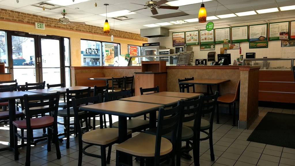 Subway | meal takeaway | 302 Manitou Ave, Manitou Springs, CO 80829, USA | 7196850644 OR +1 719-685-0644