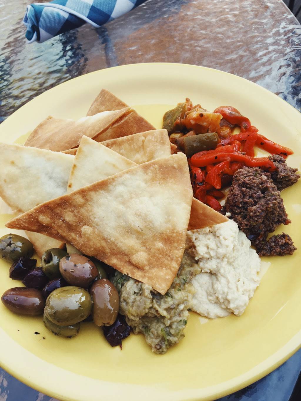 Bistro On The Greens | restaurant | One Lake Shore Dr, Mackinac Island, MI 49757, USA | 9068473000 OR +1 906-847-3000