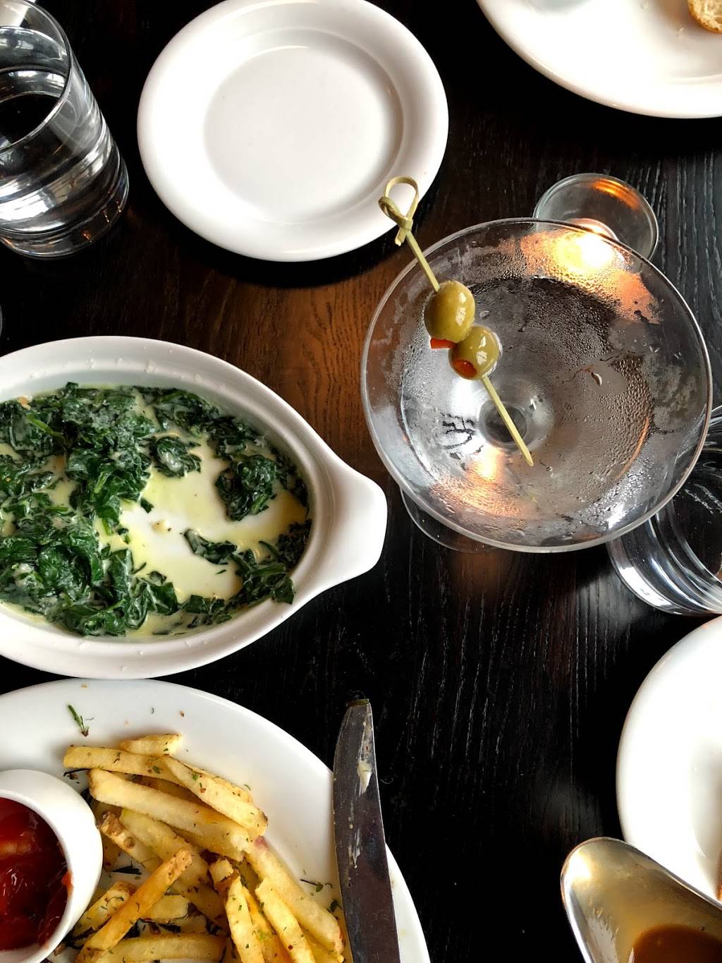 Golden Bull Restaurant | restaurant | 170 W Channel Rd, Santa Monica, CA 90402, USA | 3102300402 OR +1 310-230-0402