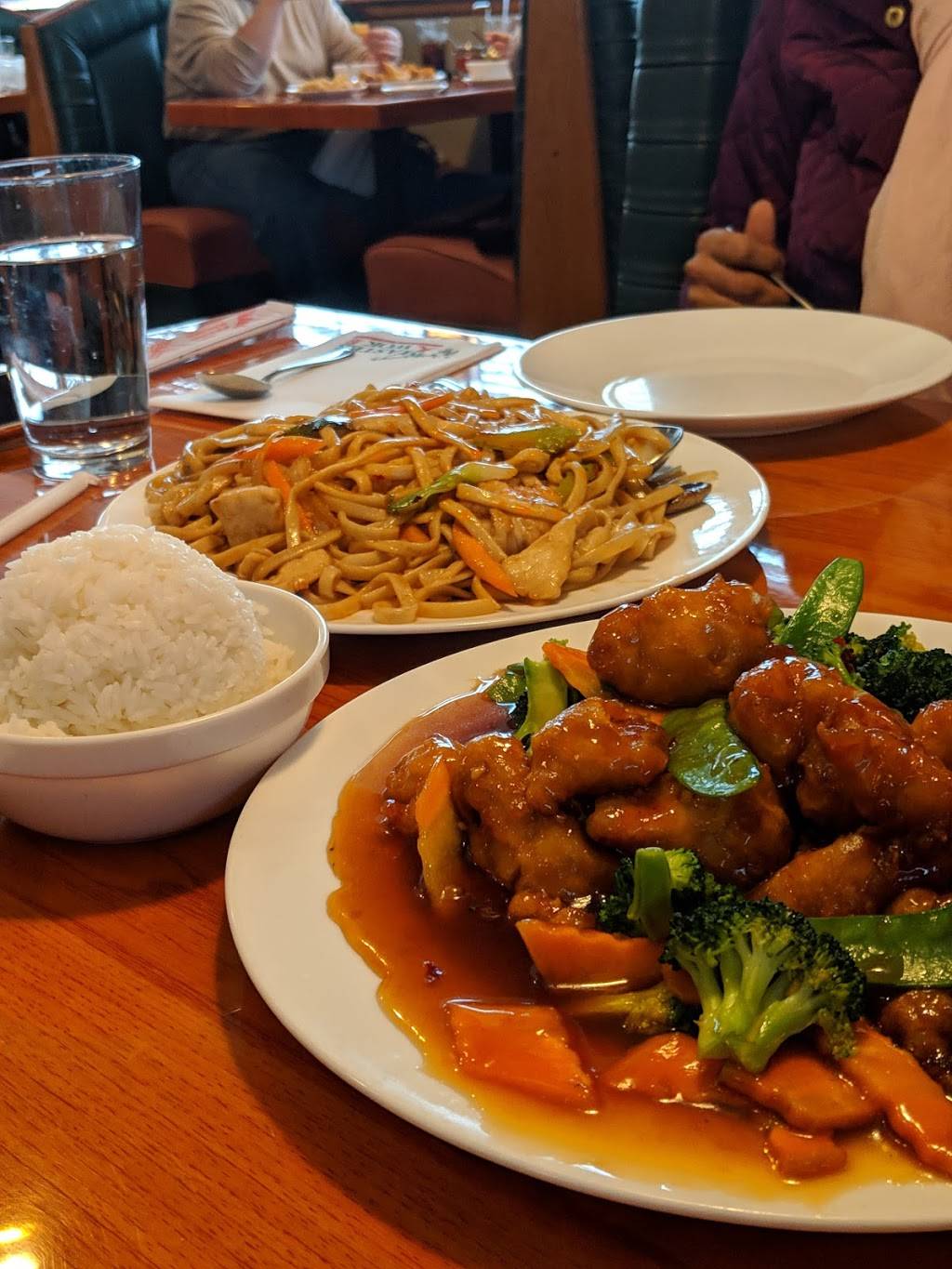 Master Wok | restaurant | 4810 S Arrowhead Dr, Independence, MO 64055, USA | 8163500123 OR +1 816-350-0123