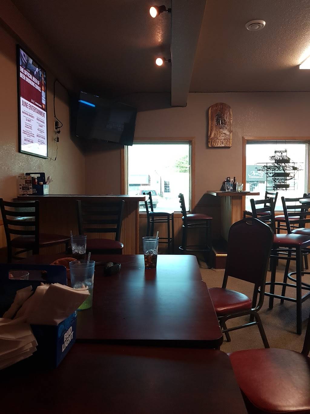 JBs Tavern | restaurant | 112 Main St, Wanamingo, MN 55983, USA | 5078242100 OR +1 507-824-2100