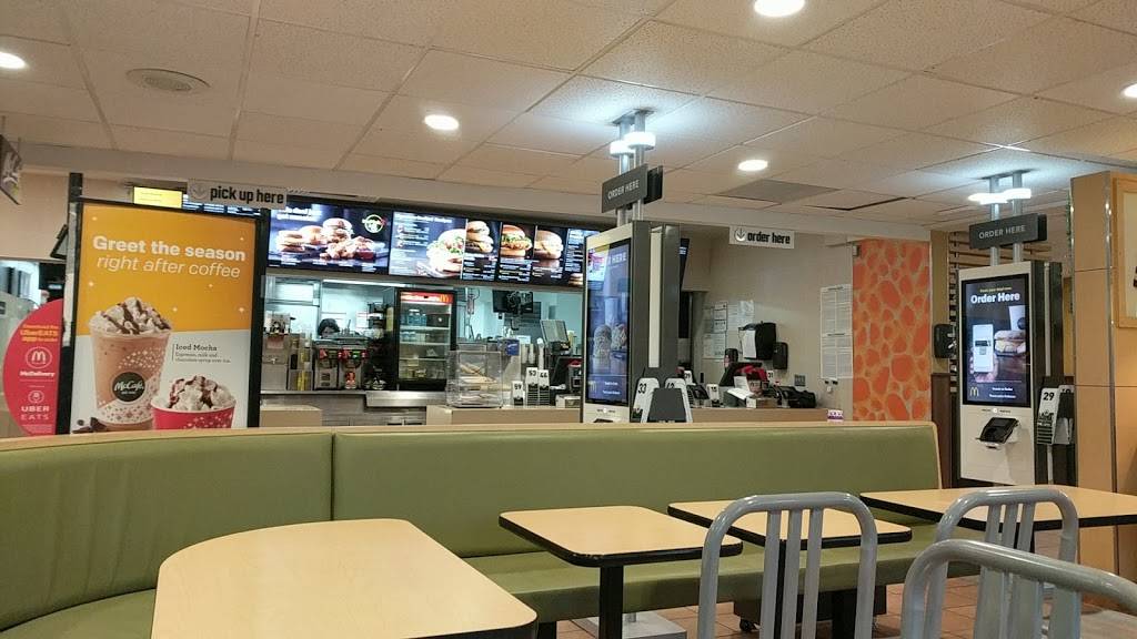 McDonalds | cafe | 1650 Arneill Rd, Camarillo, CA 93010, USA | 8059871115 OR +1 805-987-1115