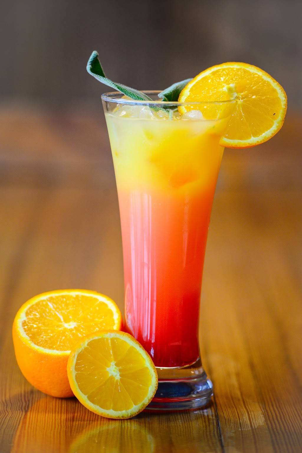 Barnstormer Brewing & Distilling Co. Brewpub Restaurant | restaurant | 384 Yonge St #3, Barrie, ON L4N 4C8, Canada | 7054811701 OR +1 705-481-1701