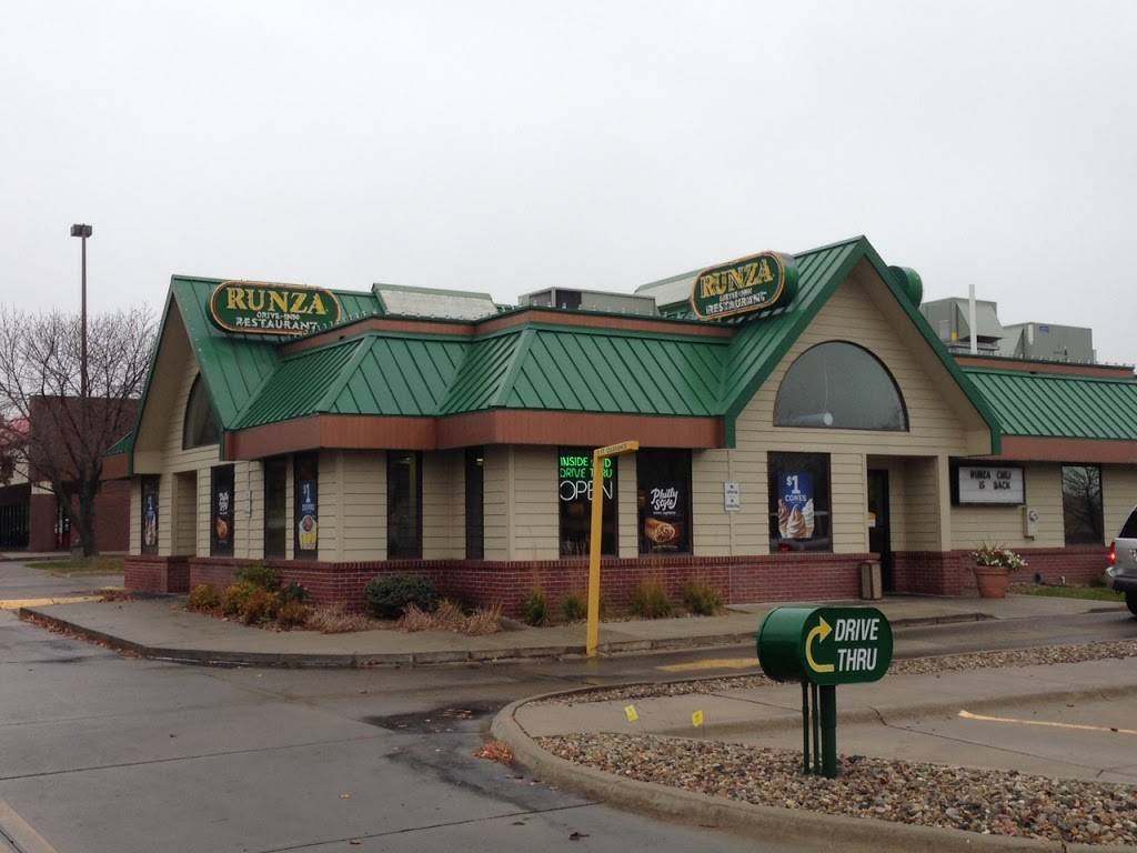 Runza Restaurant | restaurant | 7001 Van Dorn St, Lincoln, NE 68506, USA | 4024888043 OR +1 402-488-8043