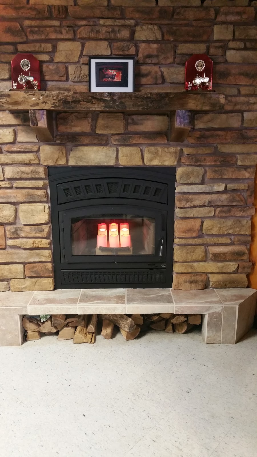 Hummers Roadhouse Bar & Grill | restaurant | 201 Union St, Westfield, IA 51062, USA | 7125682337 OR +1 712-568-2337