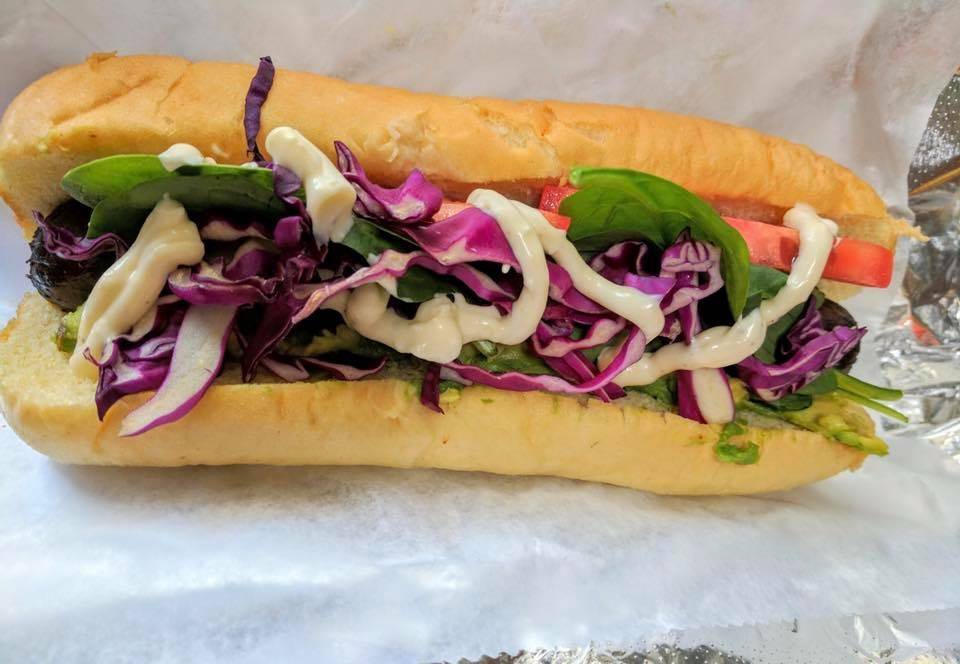 Pretty Odd Wieners | restaurant | 2933 US-50, South Lake Tahoe, CA 96150, USA | 2676640076 OR +1 267-664-0076