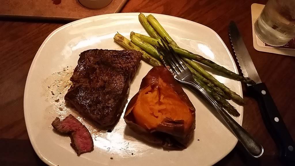 Outback Steakhouse | restaurant | 45 Plaza Dr, Palm Coast, FL 32137, USA | 3864466280 OR +1 386-446-6280