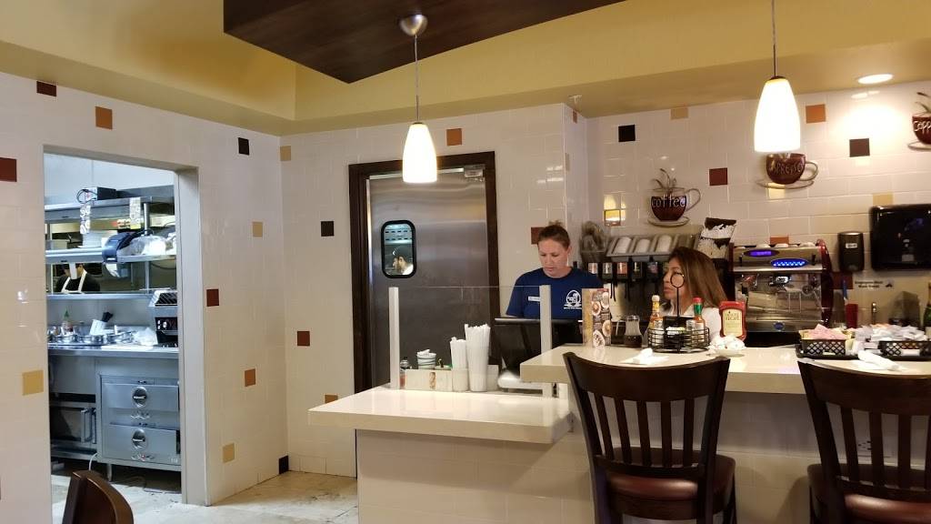 The Broken Yolk Cafe | restaurant | 10428 N Dale Mabry Hwy, Tampa, FL 33618, USA | 8137699358 OR +1 813-769-9358