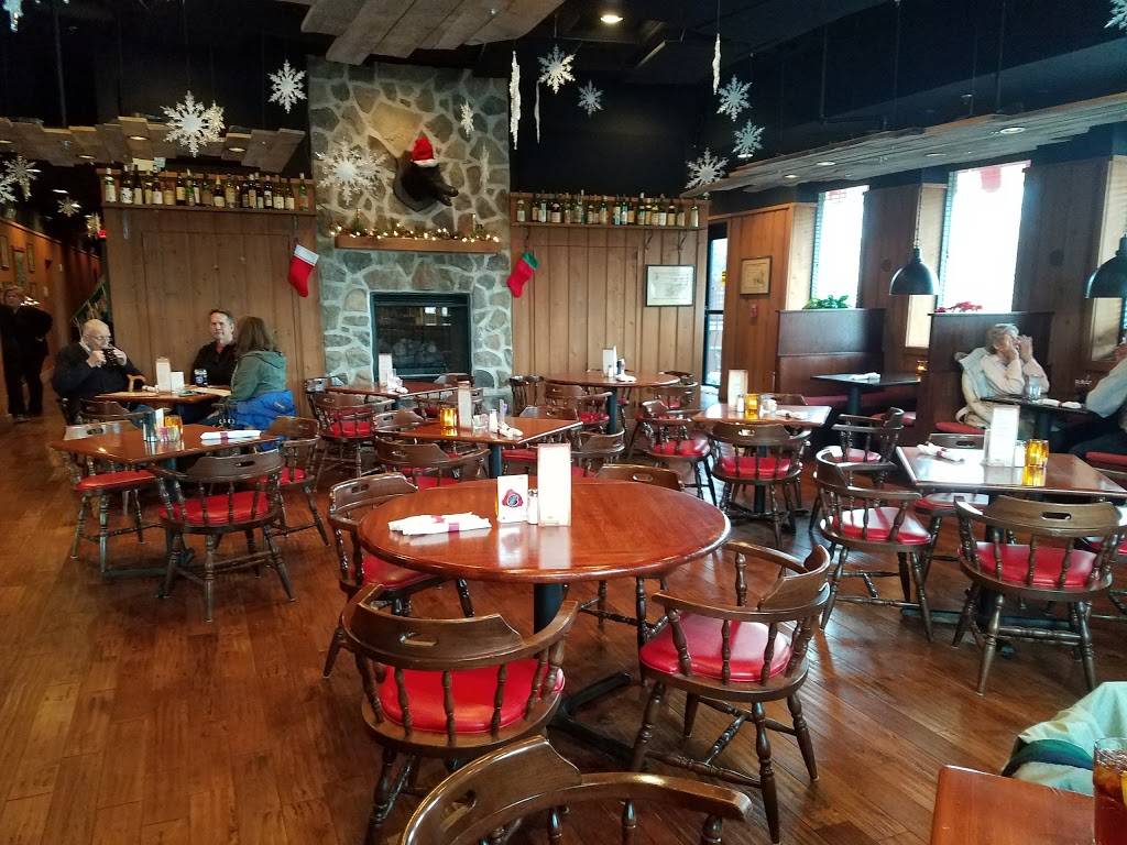 Country House Restaurant | restaurant | 2799 Maple Ave, Lisle, IL 60532, USA | 6309830545 OR +1 630-983-0545