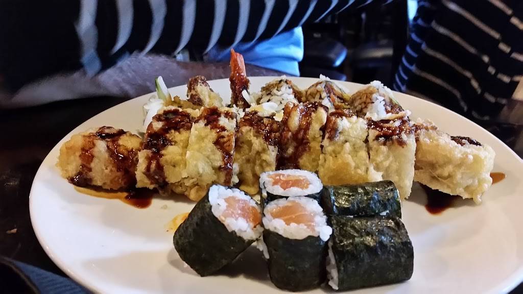 Sushi Ai | restaurant | 4 N Central Ave, Clayton, MO 63105, USA | 3147271168 OR +1 314-727-1168