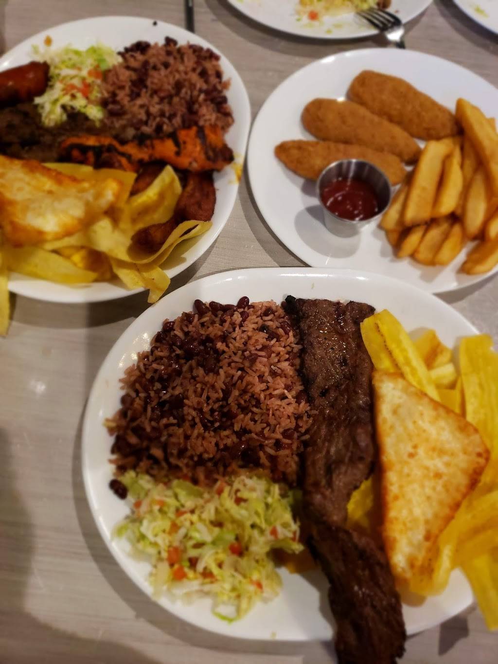 Portobancos Restaurant | restaurant | 1225 Venice Blvd, Los Angeles, CA 90006, USA | 2139085565 OR +1 213-908-5565