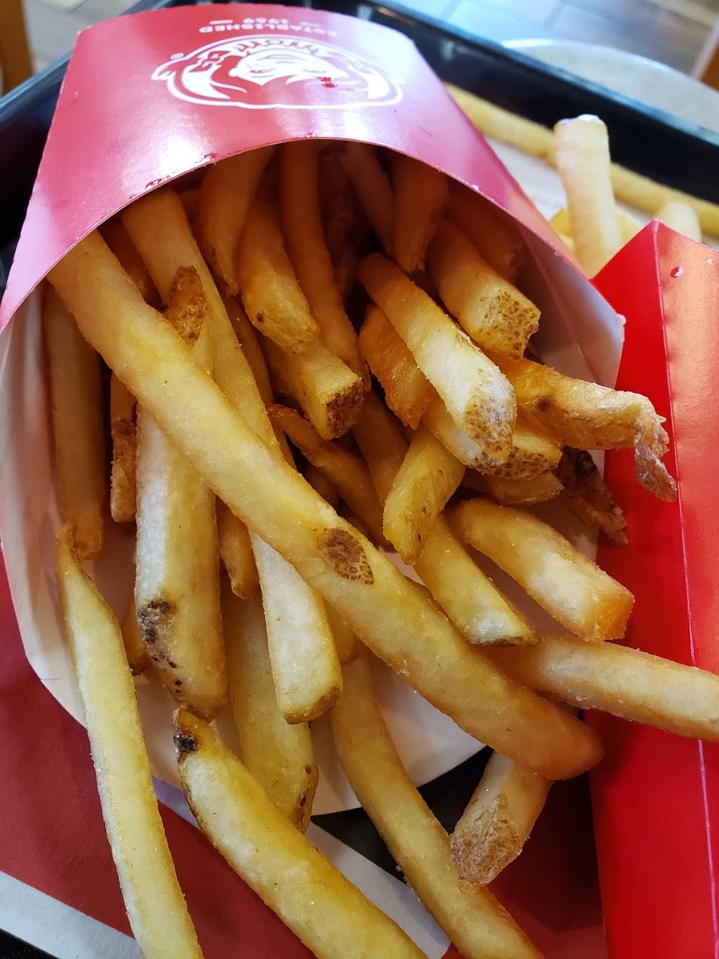 Wendys | restaurant | 441 Market St, Gordonsville, VA 22942, USA | 4342076313 OR +1 434-207-6313