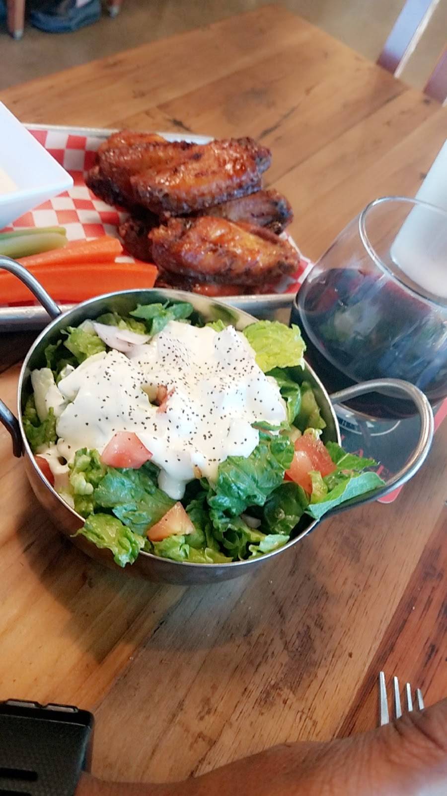 Champs BBQ Smokehouse | restaurant | 35315 Merle Haggard Dr, Bakersfield, CA 93308, USA | 6613918334 OR +1 661-391-8334